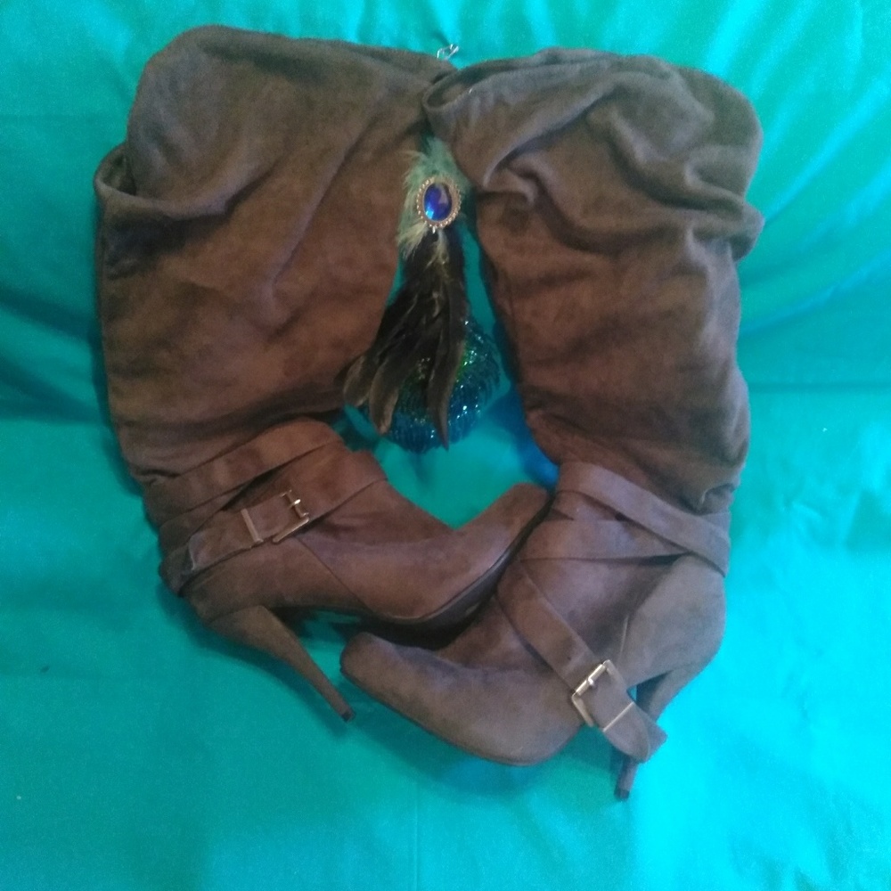 Cute Long Grey Boots